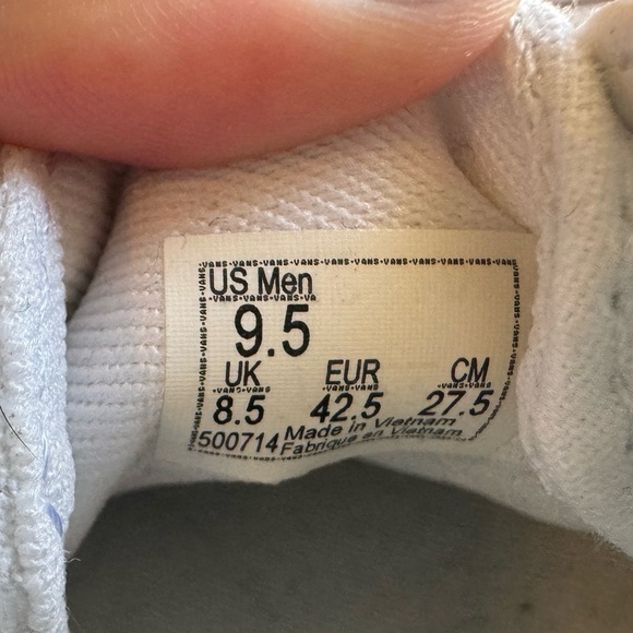 Vans Men’s white and black checkered - Picture 3 of 3